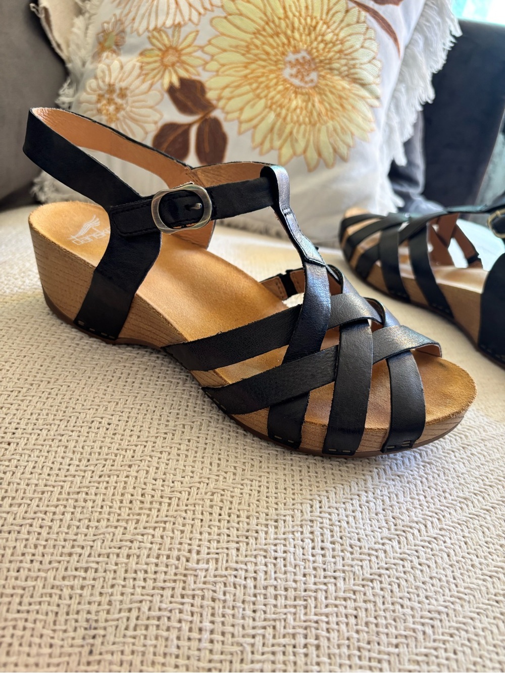Dansko Tinley Fisherman Wedge Sandals Black Leather Size EU 40 - Picture 6 of 14